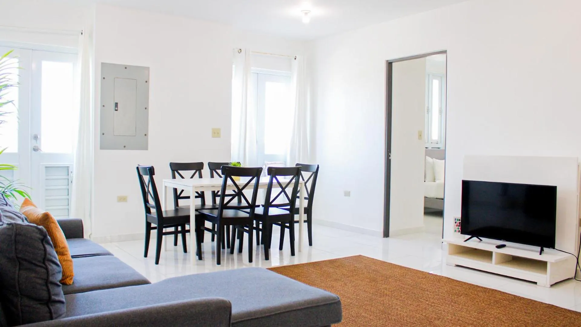 Arecibo Hotel 2107 דירה